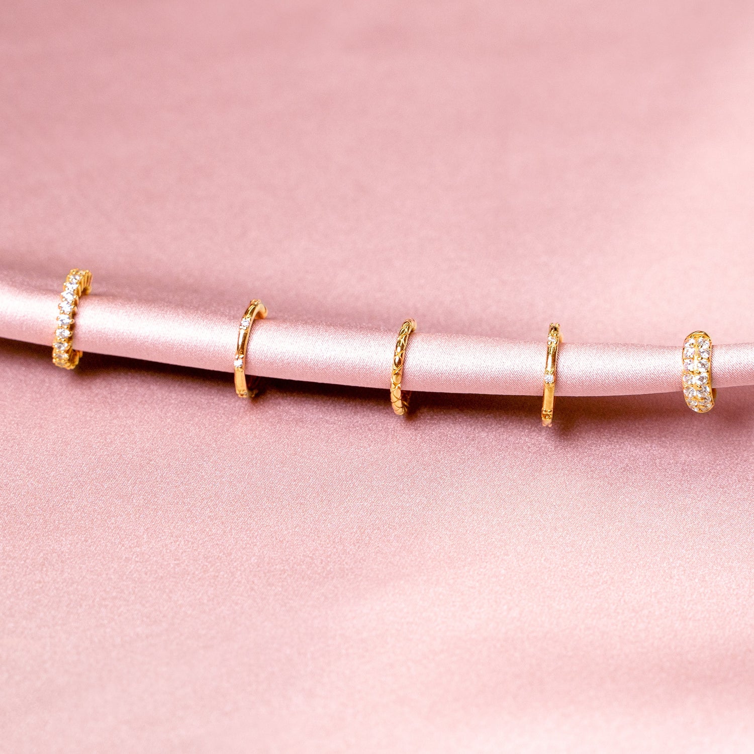 Ear cuff