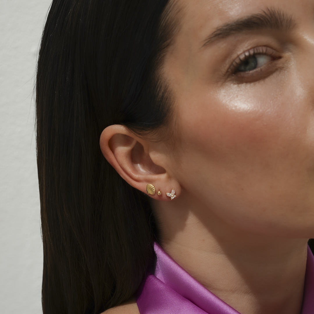 Dot Flatback Stud Earring
